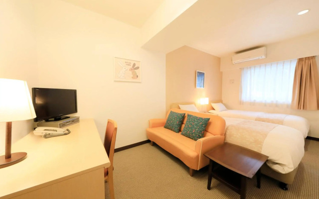 Hotel Famy Inn Kinshicho