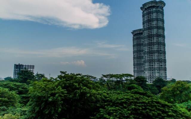 Spacious 3Br At Kondominium Golf Karawaci Apartment