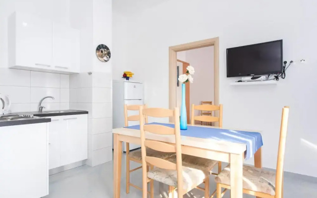 Scenic Elegant Apartments Krk With Balcony and Pool