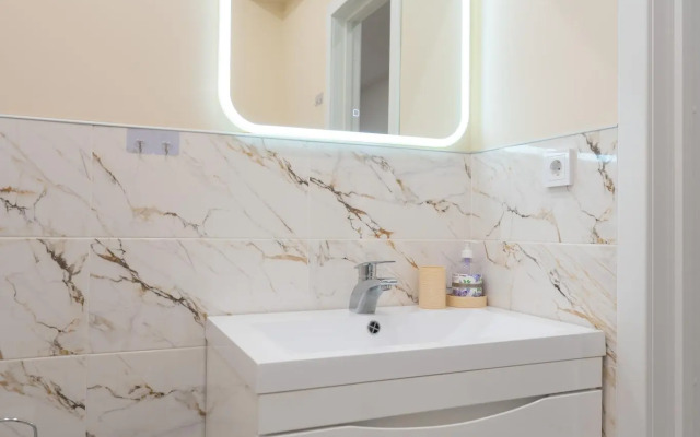 LetoApart (LetoApart) on Iskra street 66/9 building 1