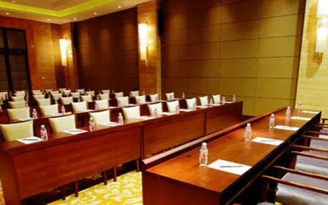 Days Hotel & Suites Zhaozhuang Xingyi Resort