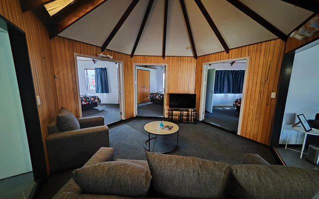Pure Motel