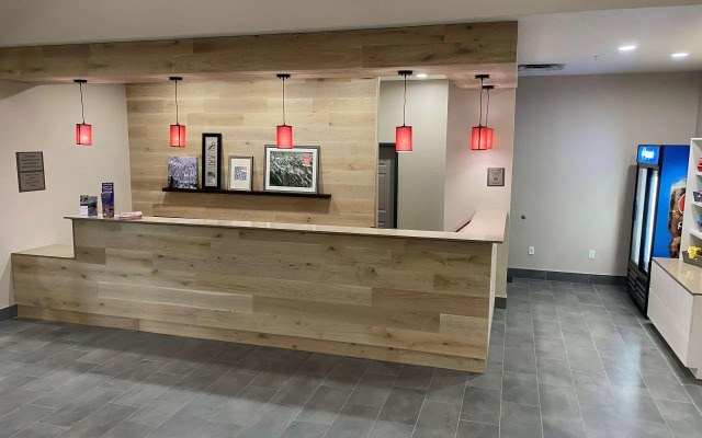 Country Inn & Suites by Radisson, RJ Stadium - Tampa Airport East