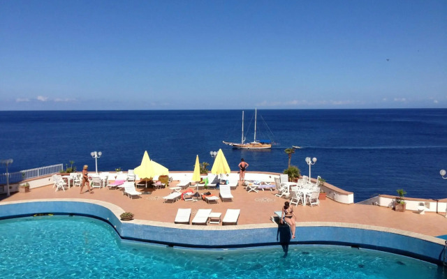Hotel Carasco