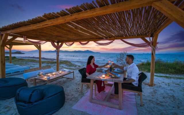 Taf Beach Villas
