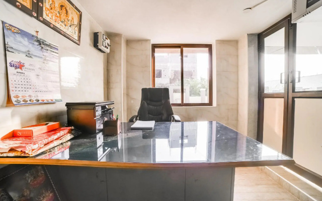 Nvs Residency by OYO Rooms