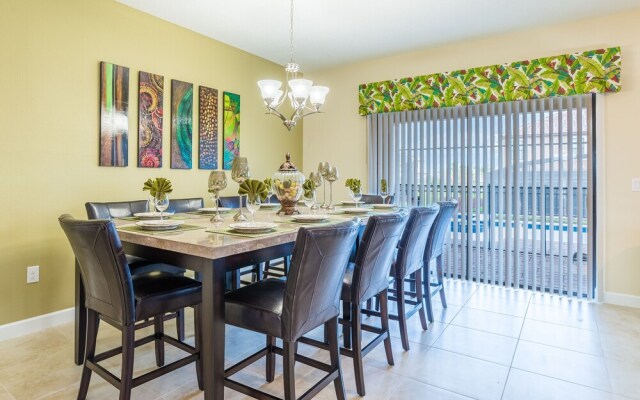 Simba's Retreat by Florida Spirit