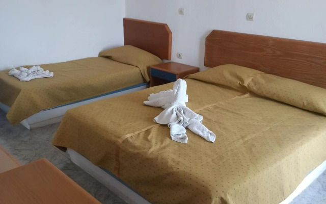 Summer Dream Hotel