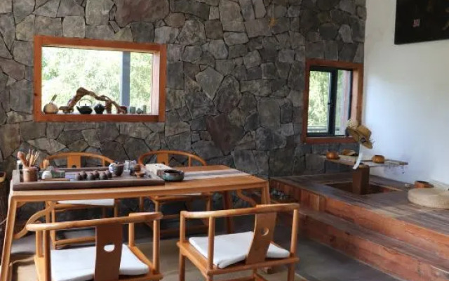 Floral Hangzhou Shexin Valley Guesthouse