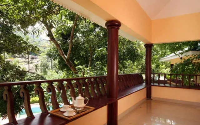 Aruvi Resorts