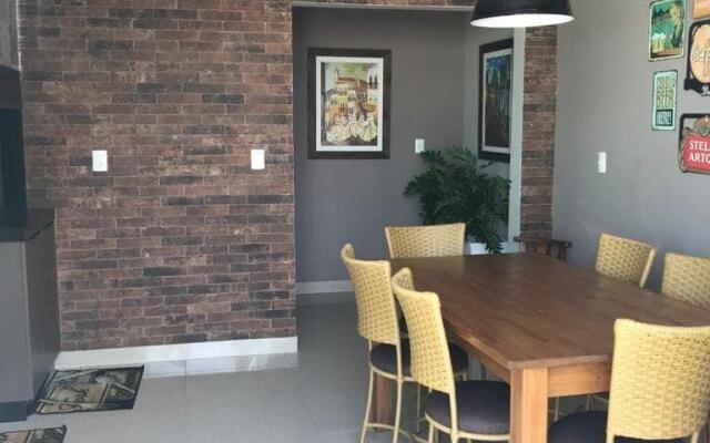 Cobertura com piscina aquecida/ Praia do Mariscal