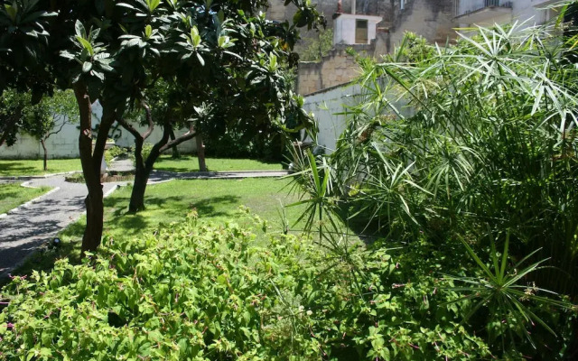 Urban Oasis Hostel