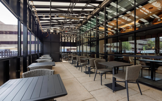 Hyatt Centric Chicago Ohare