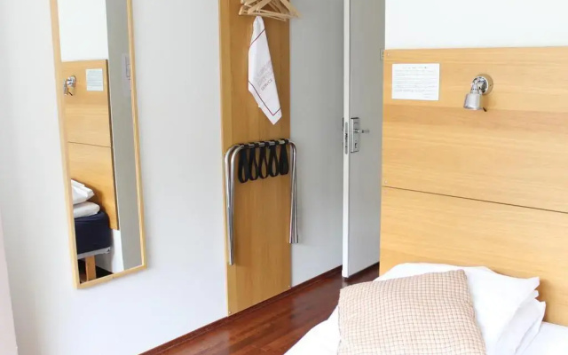 Stoltzen Hotel  Apartments