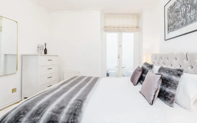 Earls Court Road Apartments