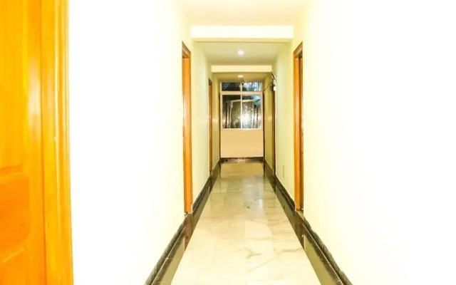 Shree Darshini Guest House by OYO Rooms