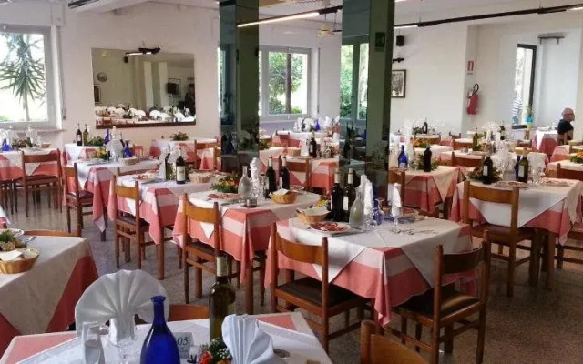 Hotel Nel Pineto