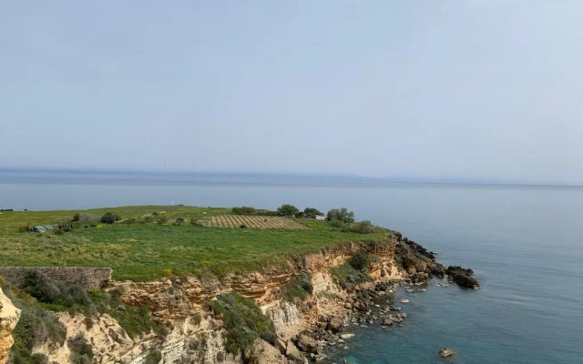 Chelidóni House: Studio Apartment with Stunning Seaview