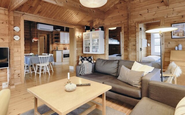 6 Person Holiday Home in Albaek