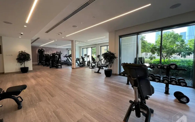 Luxury Burj Royale in the heart of Downtown