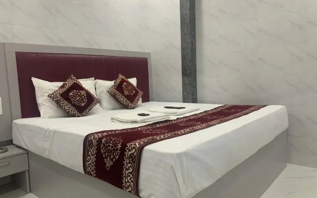 Hotel Sai Plaza