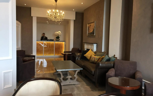 Halvard Hotel