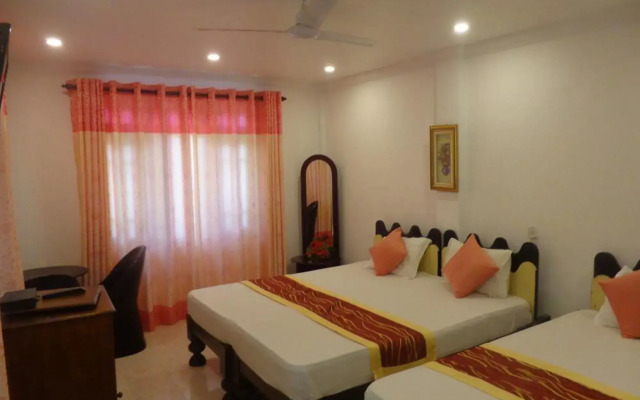 Oak Wood Inn Kandy