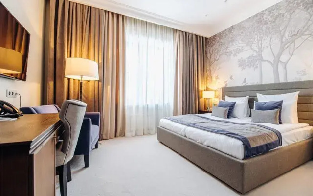 Grand Manor 5*