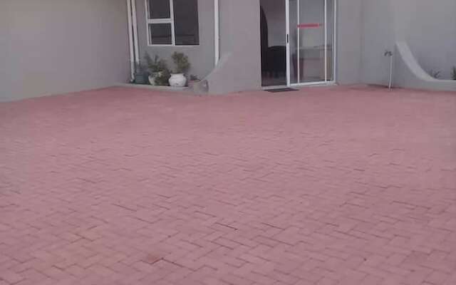 Ebiokeng Self Catering Apartments