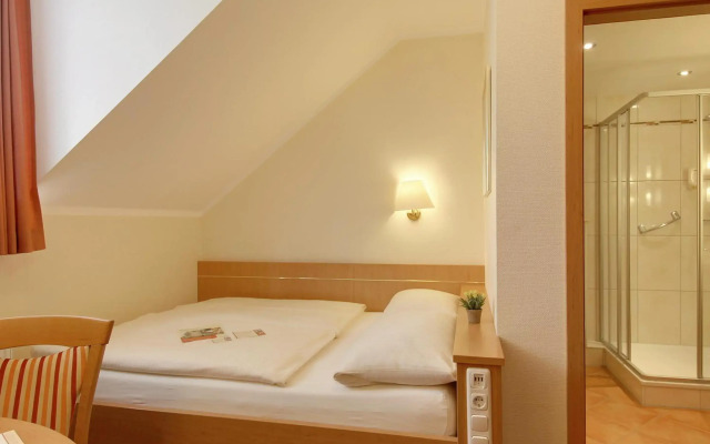 Hotel Kriemhild am Hirschgarten