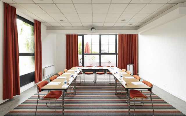 ibis Marne La Vallee Champs