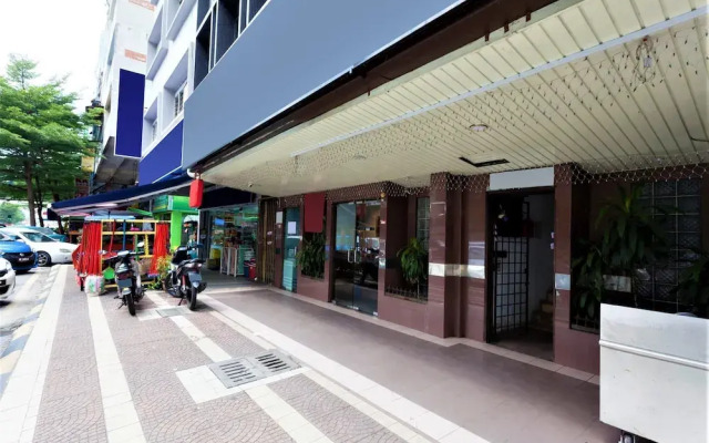 ZEN Rooms Basic Near KTM Sentul