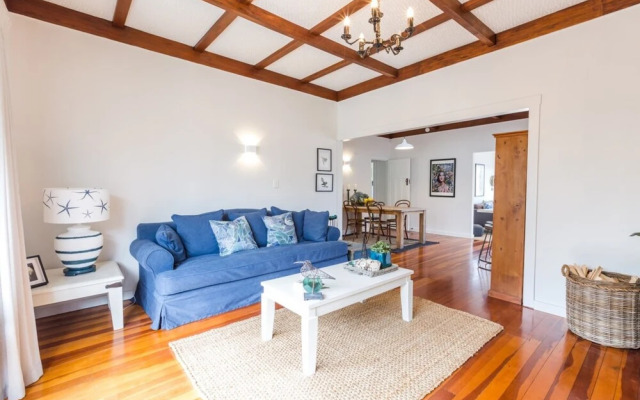 Newly Renovated 3 Bedroom Villa in Remuera
