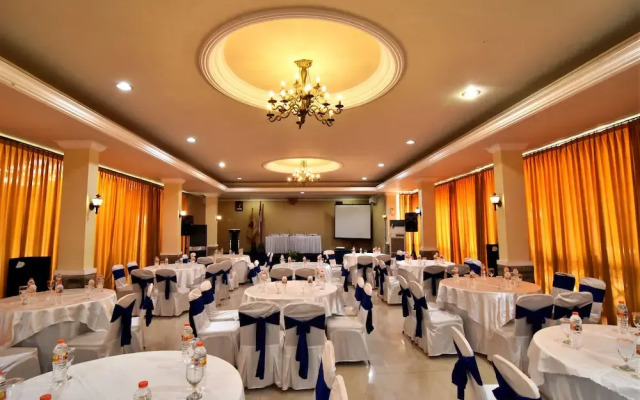 Hotel Sendang Sari
