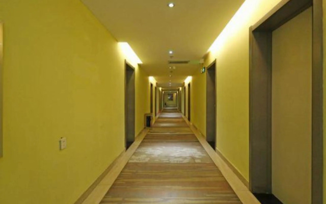 Junyi Hotel (Xi'an Chengxi Coach Station Daqing Road)