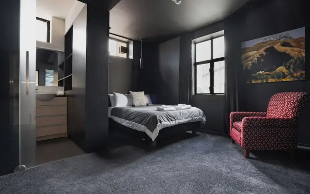 Deluxe Inner-city Apartment on Moray