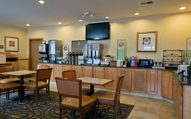 Country Inn & Suites by Radisson, Lexington, VA