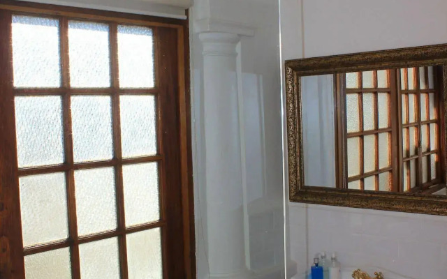 Esperanza Guest House