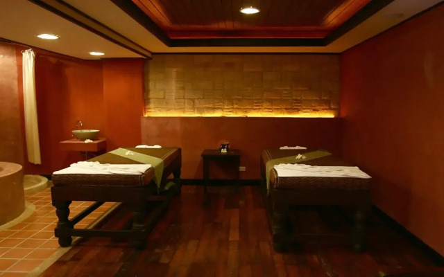 Racha Kiri Resort and Spa Khanom