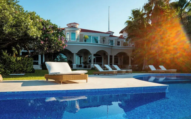Villa Bianca Cancun Luxury Beachfront