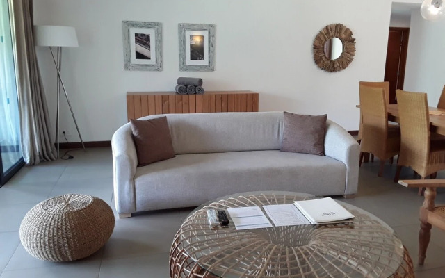 Azuri Residences by Life in Blue