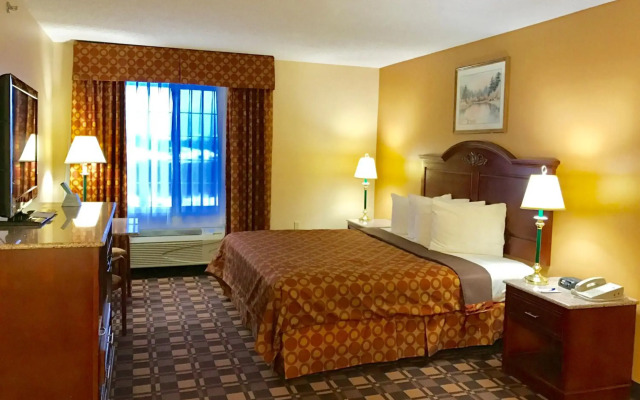 Cabot Inn & Suites