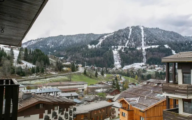 Hypercenter 35 M With Balcony And View Of Aravis