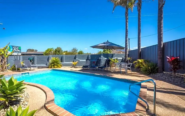 The Palms Apartments