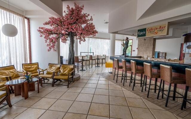 Inbar Hotel