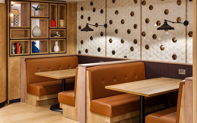 Holiday Inn London - Heathrow M4Jct.4