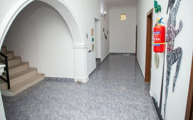 Minaret Hotel