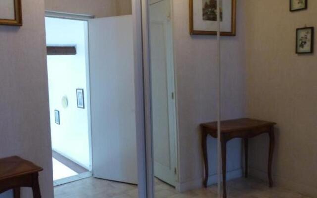 Gîte Moulins, 2 pièces, 2 personnes - FR-1-489-162