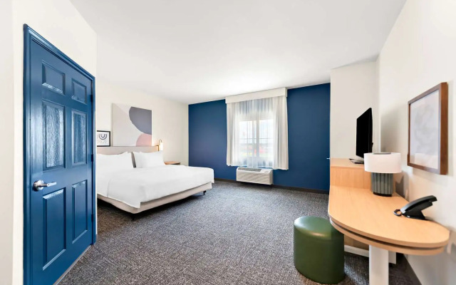 Spark by Hilton Longview