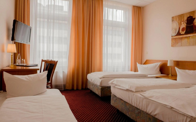 Hotel Lumen am Hauptbahnhof